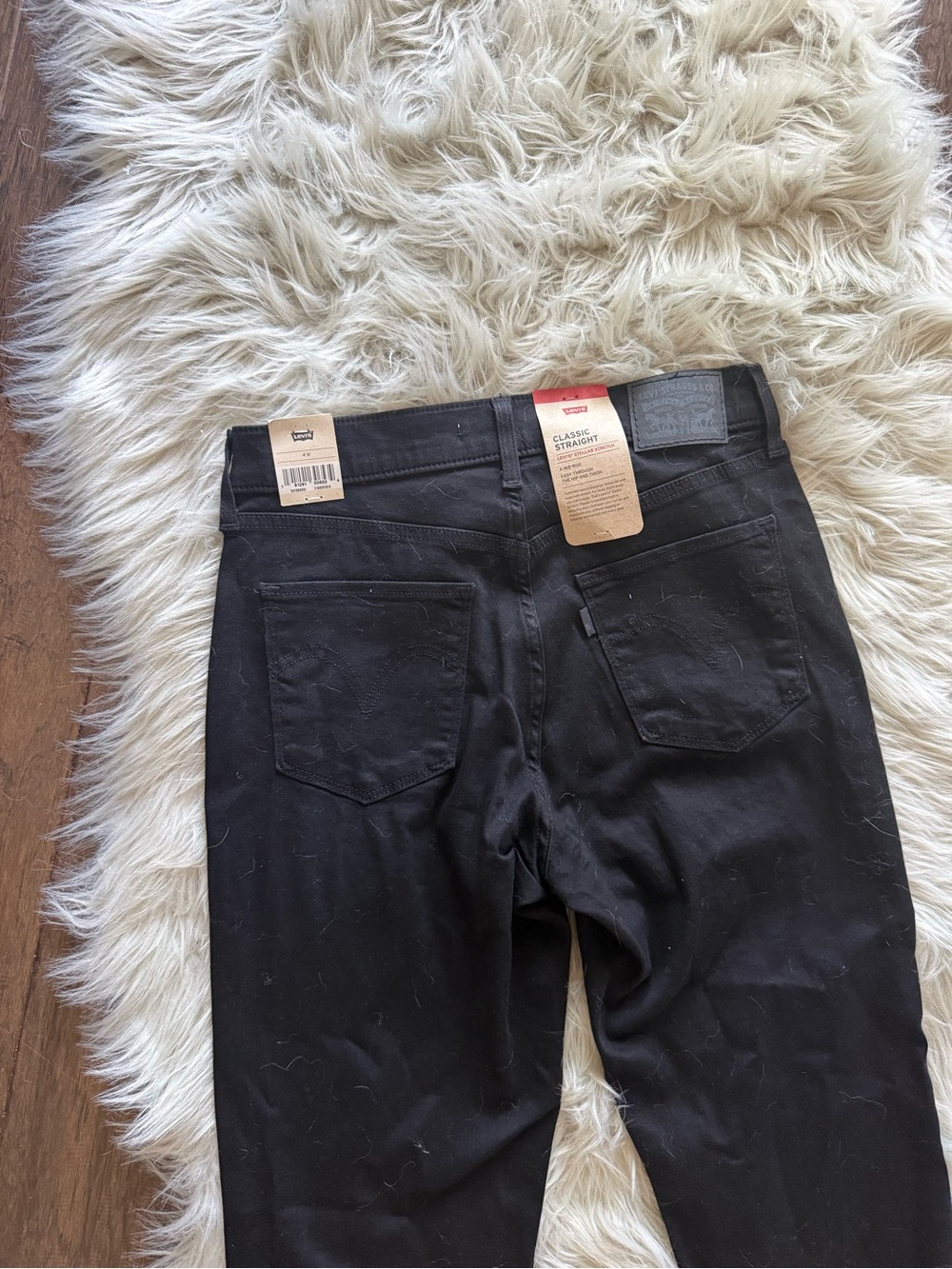 NWT Levi's Black Classic Straight-Leg Jeans - Picture 9 of 11